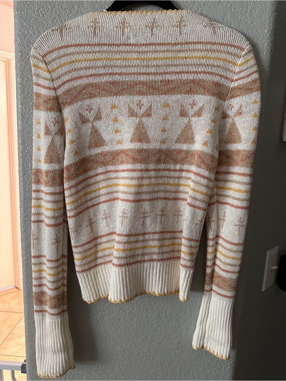 B.Yellowtail x Faherty Cardigan - Picture 2 of 4